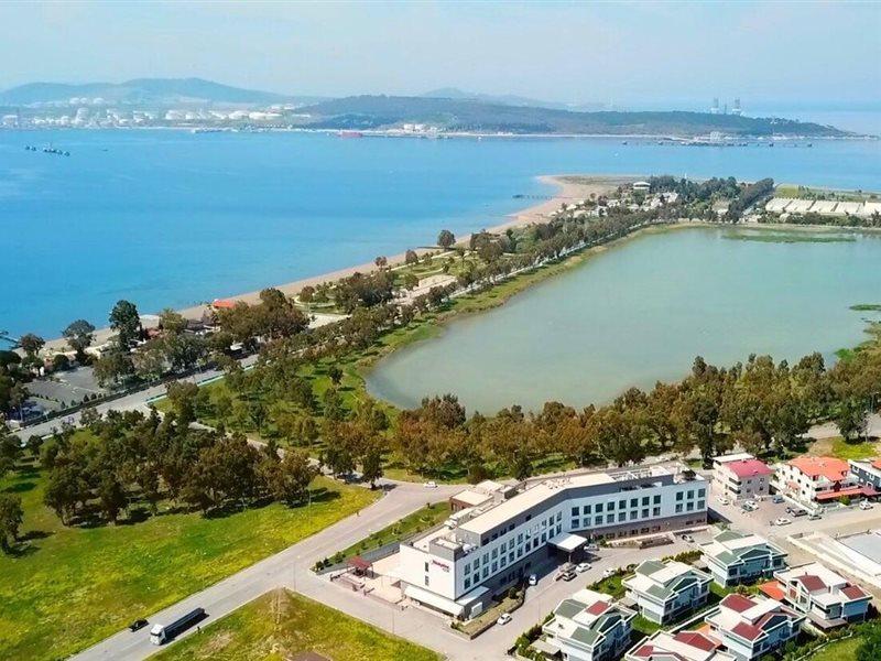 Hampton By Hilton Izmir Aliaga Hotel Ngoại thất bức ảnh