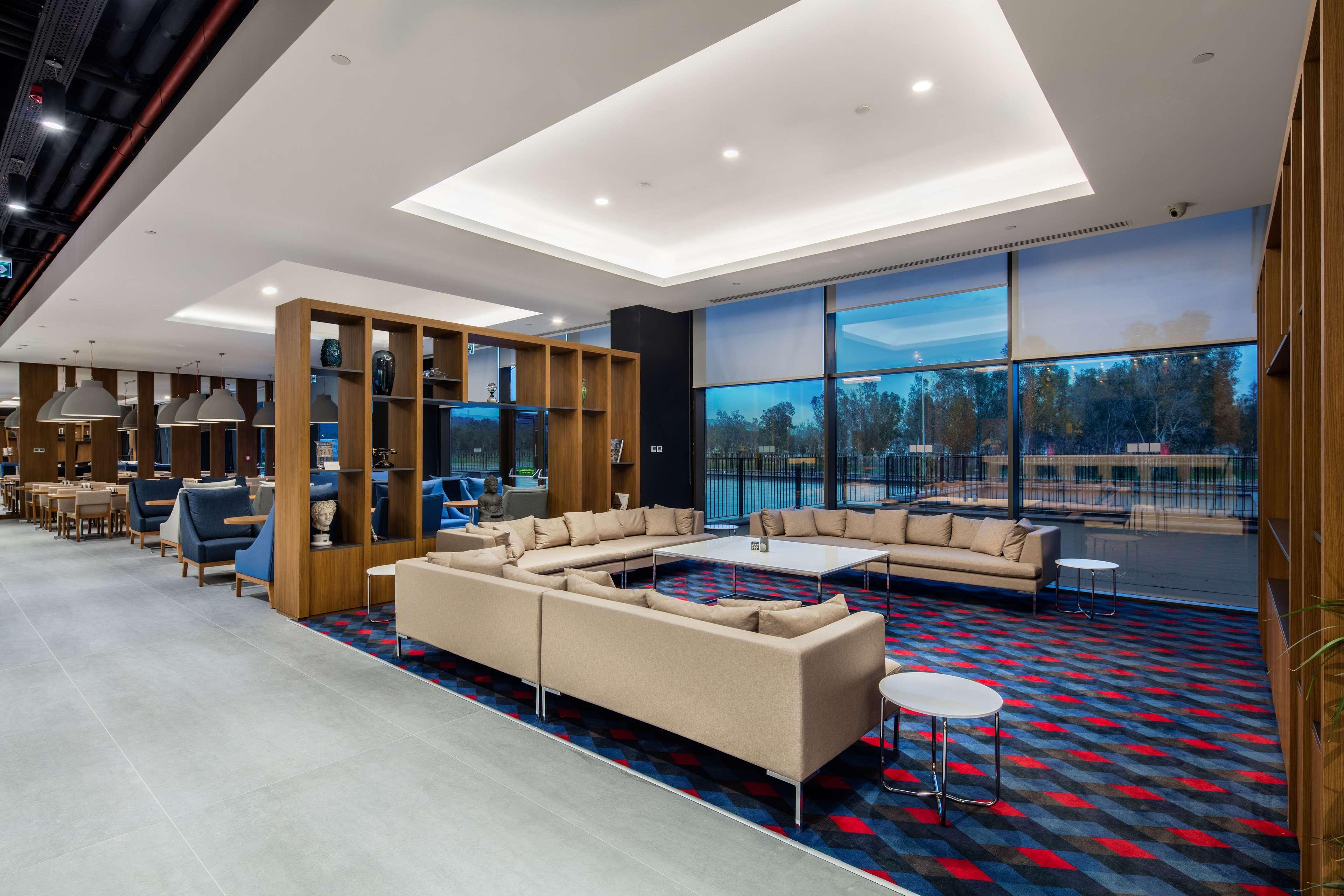 Hampton By Hilton Izmir Aliaga Hotel Ngoại thất bức ảnh