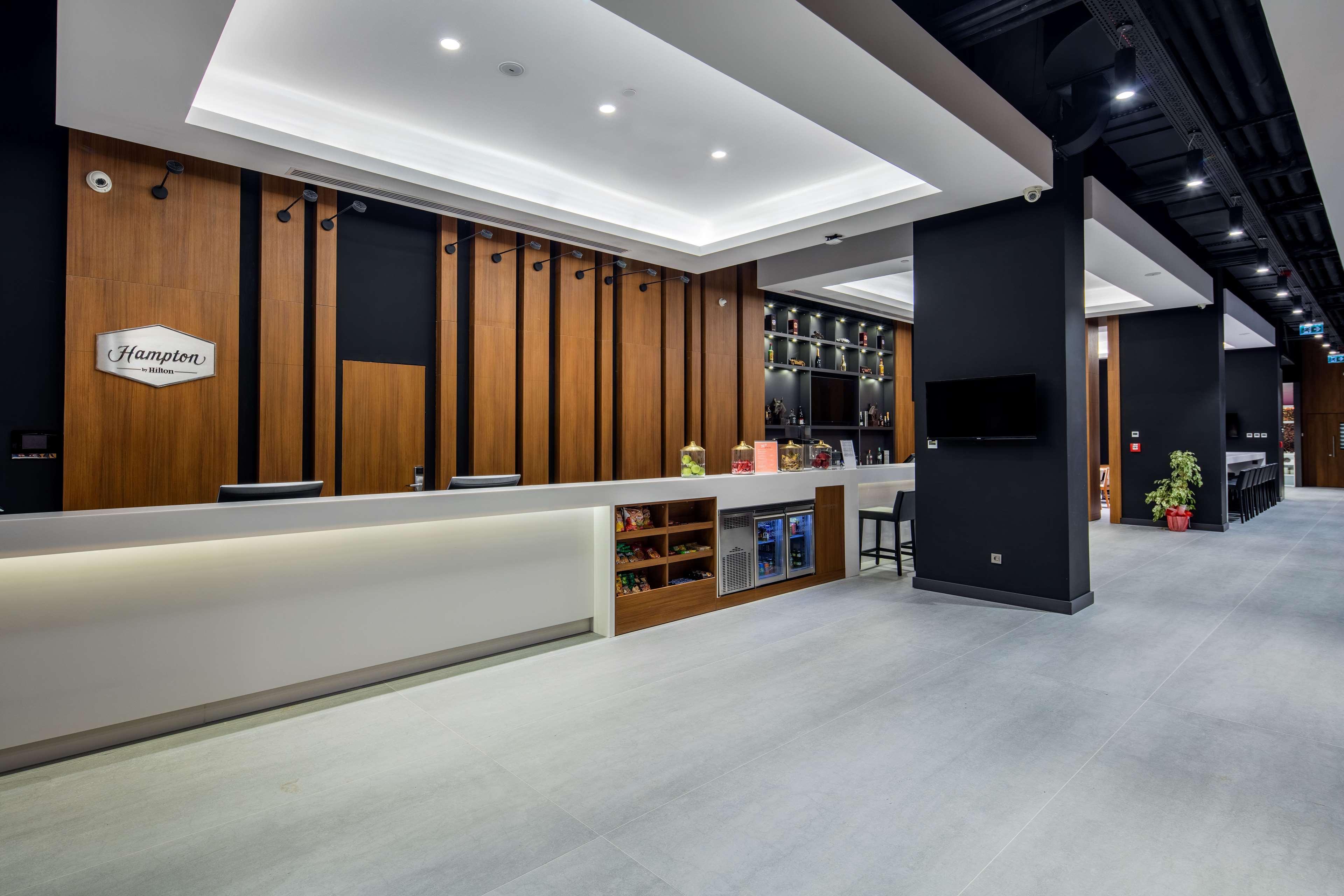 Hampton By Hilton Izmir Aliaga Hotel Ngoại thất bức ảnh