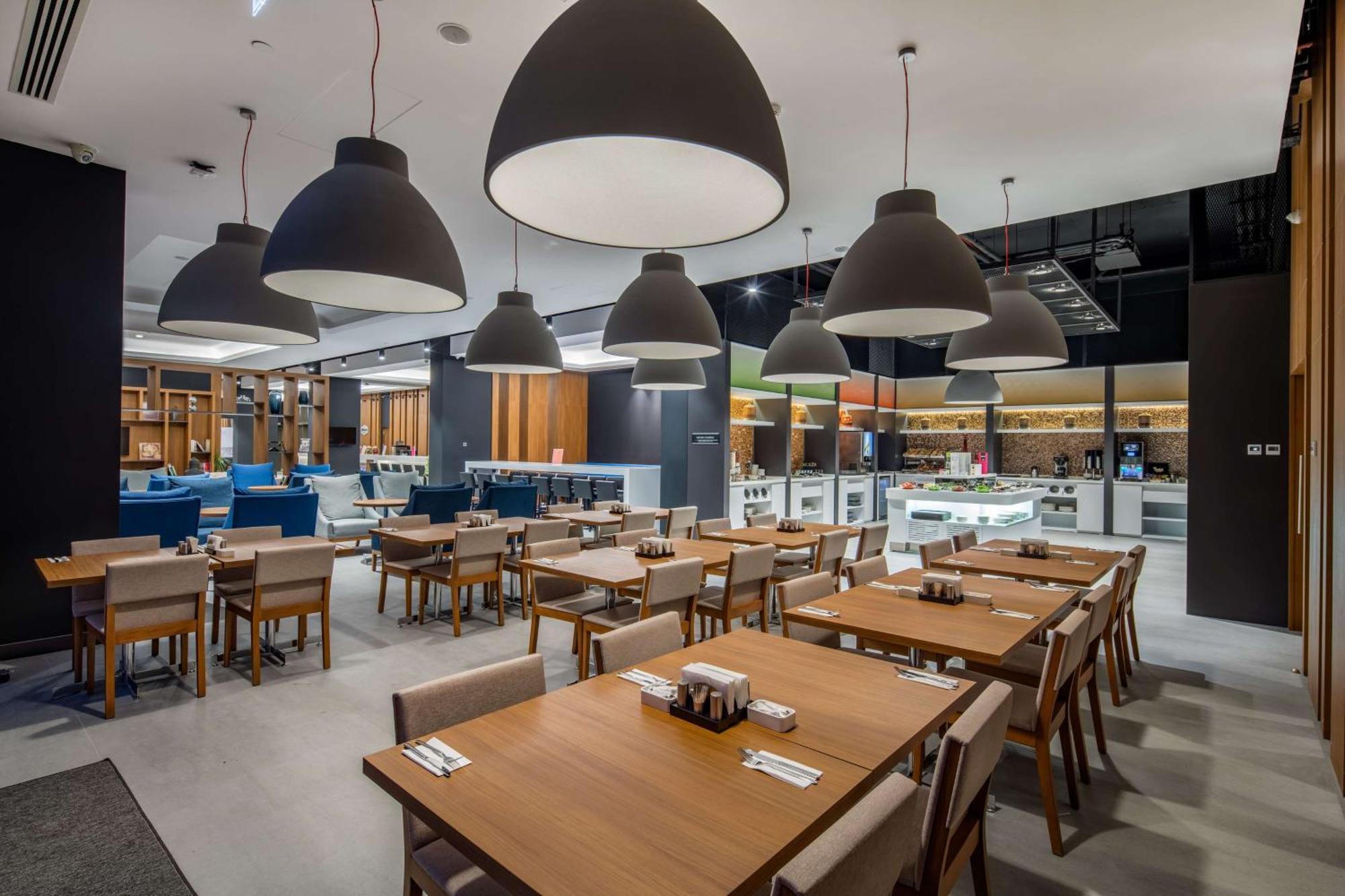 Hampton By Hilton Izmir Aliaga Hotel Ngoại thất bức ảnh