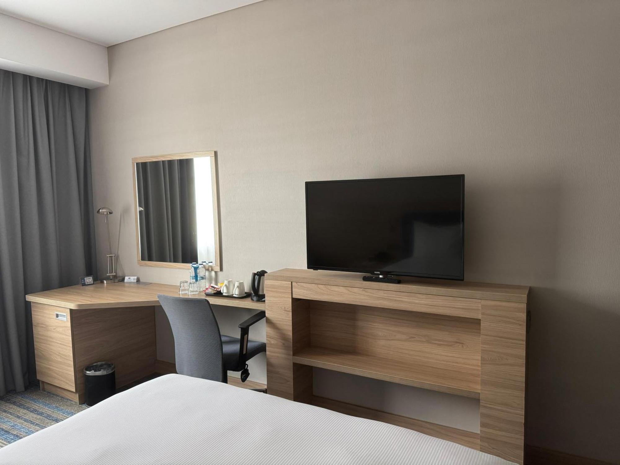 Hampton By Hilton Izmir Aliaga Hotel Ngoại thất bức ảnh