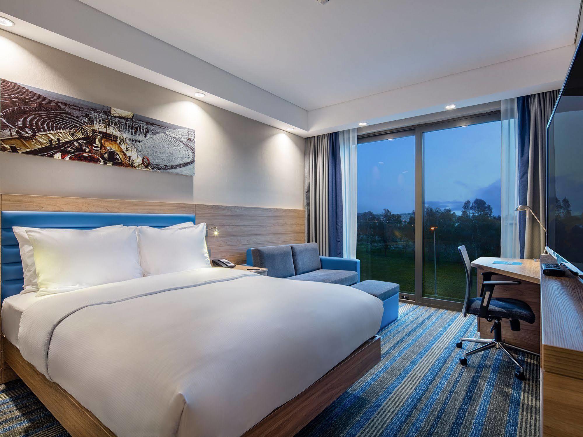 Hampton By Hilton Izmir Aliaga Hotel Ngoại thất bức ảnh