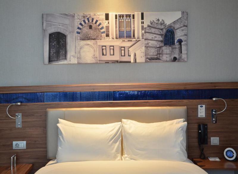 Hampton By Hilton Izmir Aliaga Hotel Ngoại thất bức ảnh