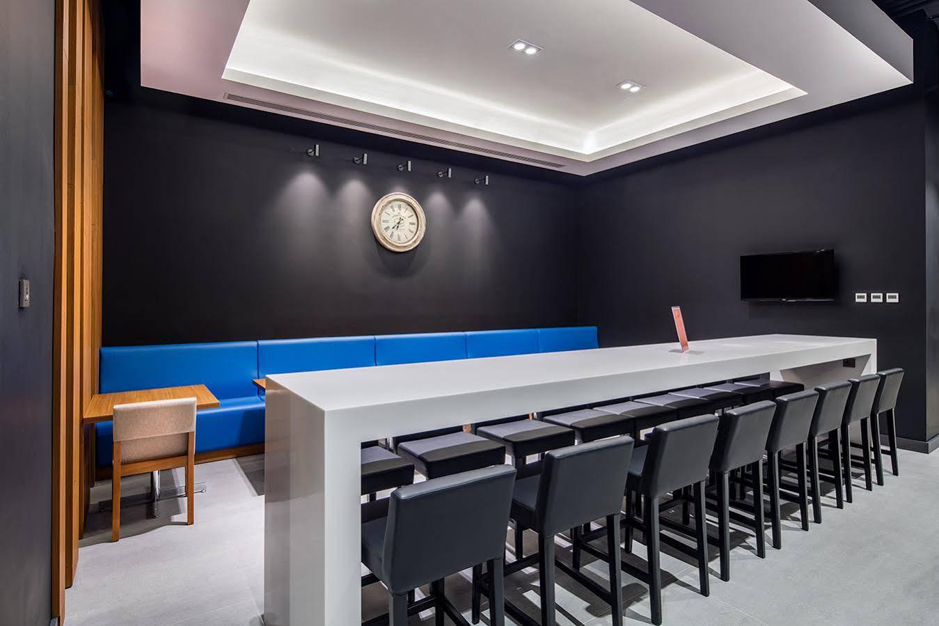 Hampton By Hilton Izmir Aliaga Hotel Ngoại thất bức ảnh
