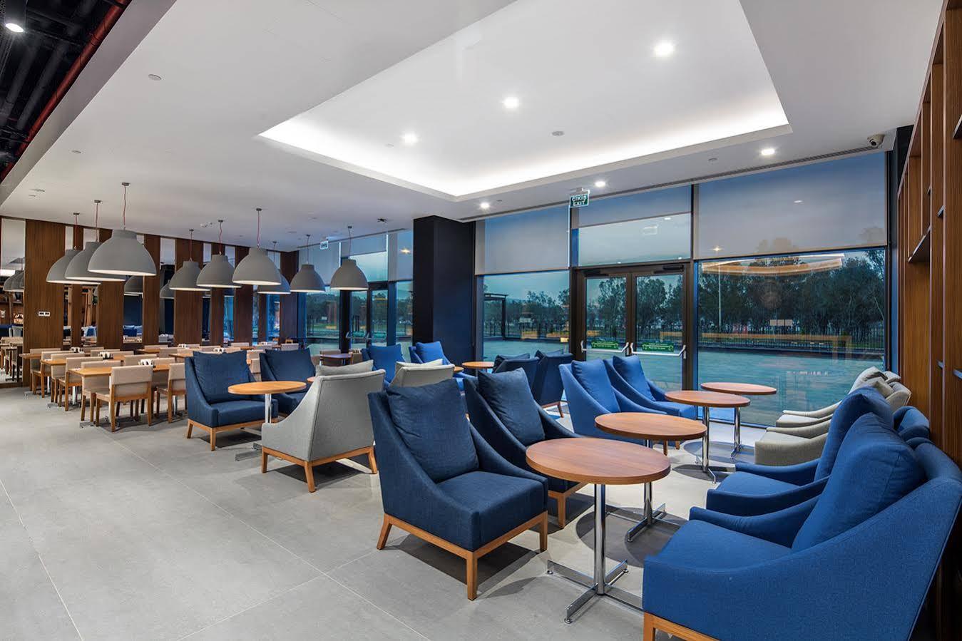 Hampton By Hilton Izmir Aliaga Hotel Ngoại thất bức ảnh
